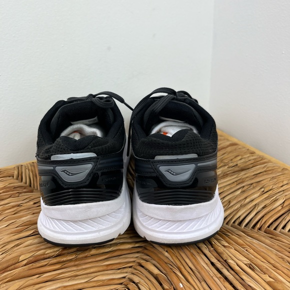 Saucony Echelon 8 Black/White Running Shoes Sz 8.5 - Picture 4 of 11